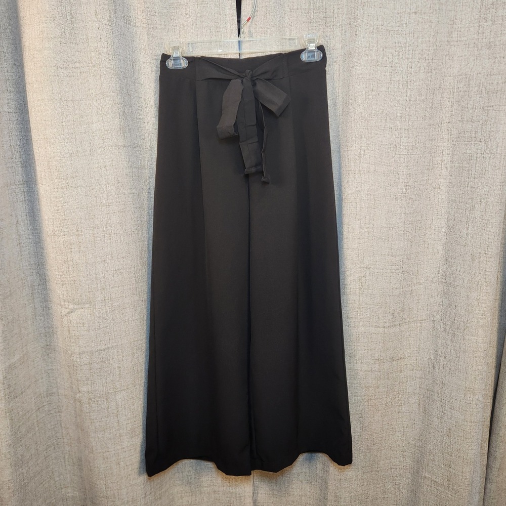 Mikey & Joey Cropped Wide Leg Pants Women's‎ S Black Tie Waist Minimal Casual